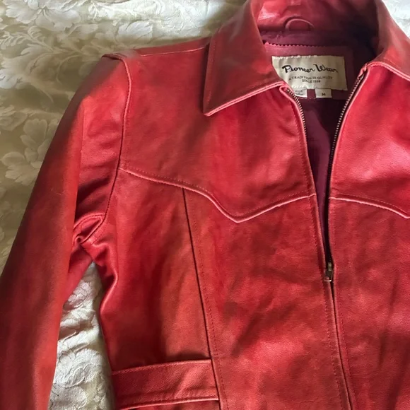 Vintage Red Leather PIONEER WEAR Woman’s (M) - Picture 3 of 15